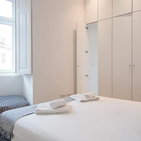 Baixa Chiado Elegant Bright Ac Elevator Apartamento